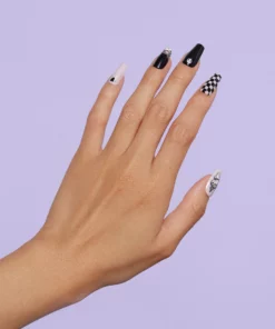 Kuromi X Glamnetic Press-on Nail Kit